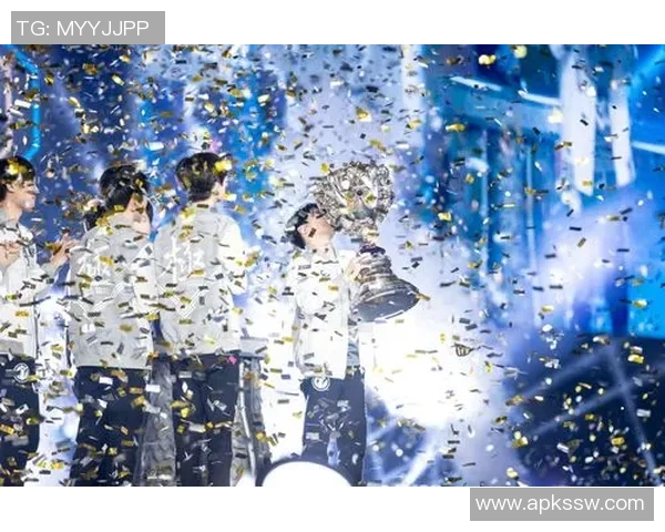 全球总决赛特别报道:IG战队从逆境中崛起的辉煌历程与奋斗精神 全球总决赛特别报道:IG战队从逆境中崛起的辉煌历程与奋斗精神