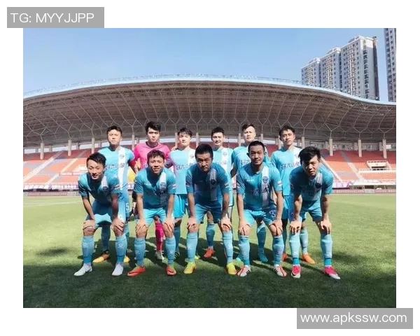 保定容大足球队员风采展示及精彩瞬间回顾 保定容大足球队员风采展示及精彩瞬间回顾